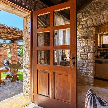 Gora Σπίτι διακοπών